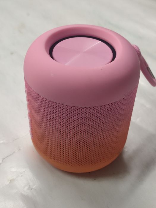 Колонка  Bluetooth в доброму стані ,стан нової