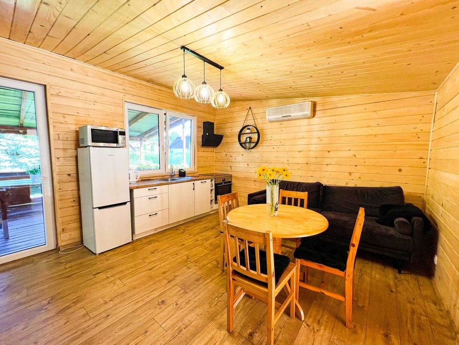 Domek letniskowy całoroczny nad jeziorem Skrzyneckim z jacuzzi