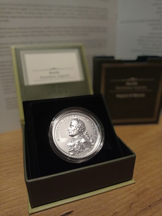 SSA Skarby Stanisława Augusta – August II Mocny	50 zł + folder emisyjn