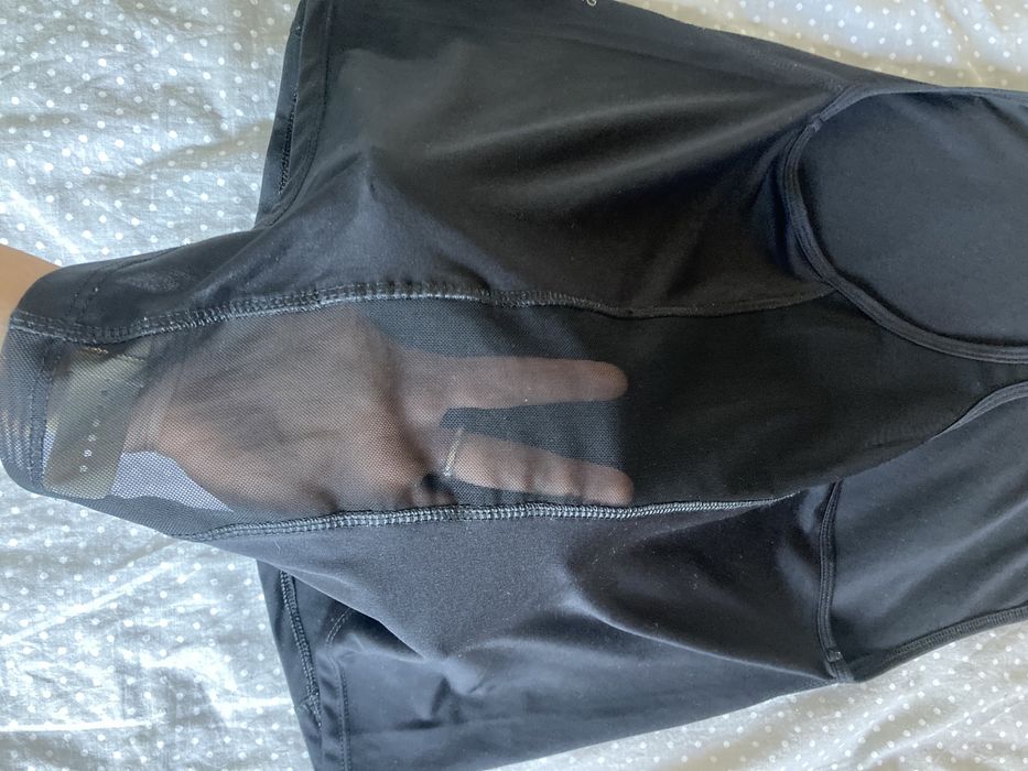 Koszulka sportowa top bershka xs s czarny