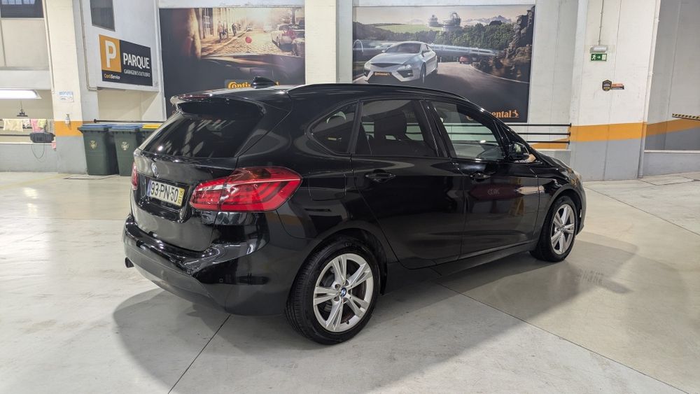 BMW 216D Gran Tourer — photo 4