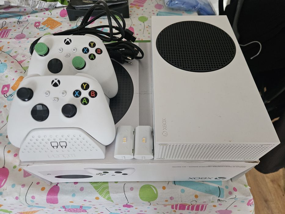 Xbox series s 2 pady ładowarka akumulatory