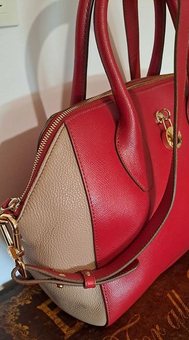 Mala Furla em pele