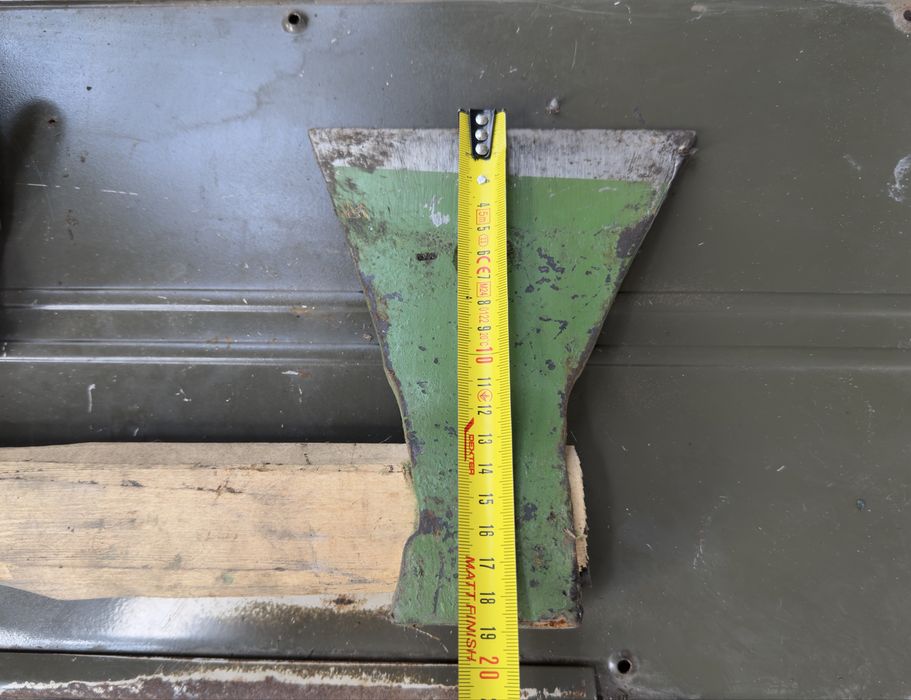 Продам топор серии Б3 — надежный инструмент для серьёзной работы!