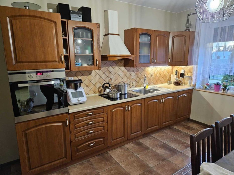 Okap kuchenny drewno.