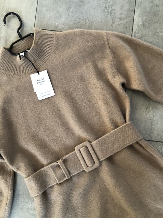 Ciepla sukienka z paskiem 36 welna fango & Other Stories