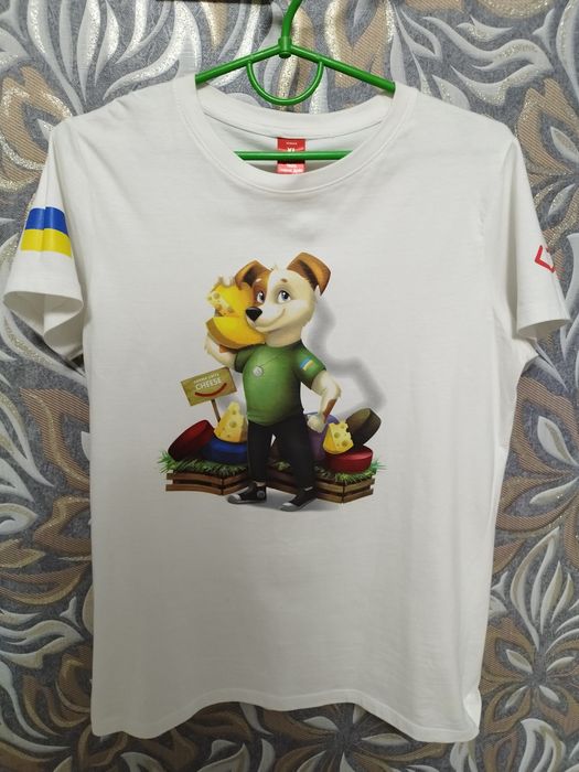 Продам футболку жіночу