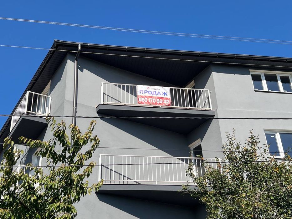 Продаж багатоквартирного будинку на 12 квартир Підгірці