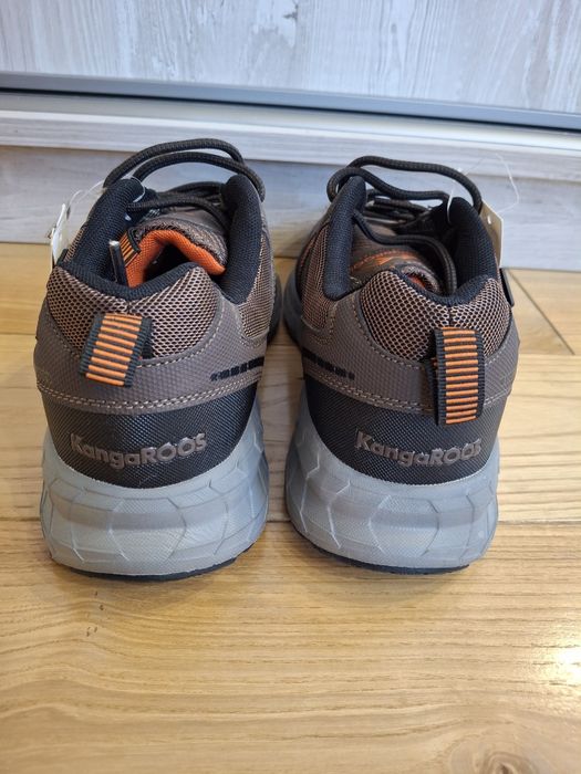 Нові кросівки снікерси KangaROOS розмір 41, маломірять