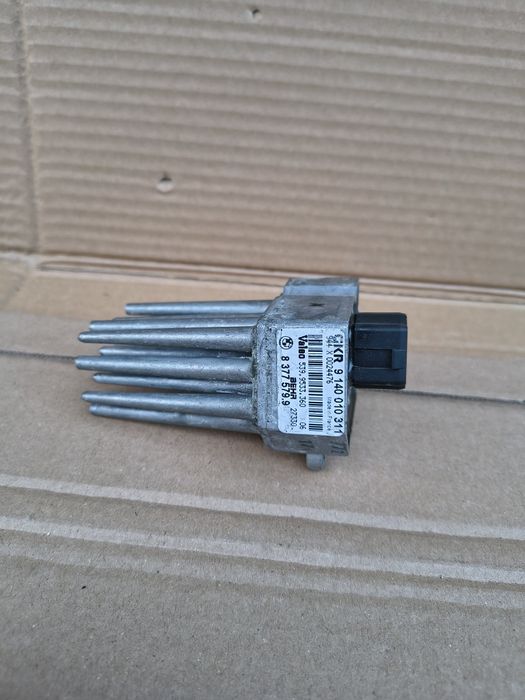 Rezystor dmuchawy jeżyk BMW E46 E39 rezystor dmuchawy jeż BMW 3 E46 BMW 5 E39 rezystor dmuchawy 8 377 579 9 rezystor dmuchawy jeż BMW