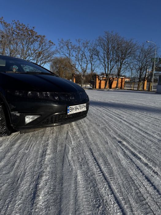 терміновий продаж Honda civic 5D продам машину