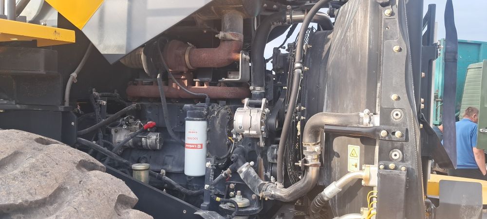 Фронтальний LIUGONG 856H