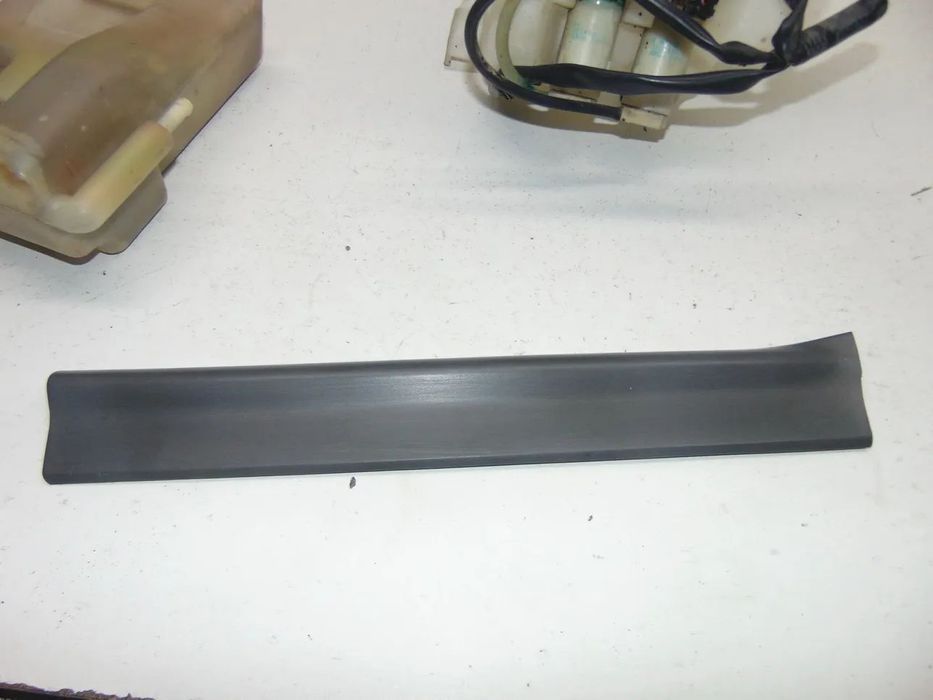 Nissan 100 NX depósito água " usado em bom estado