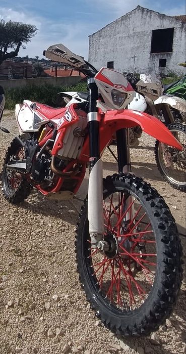 Vendo / troco Beta 350rr