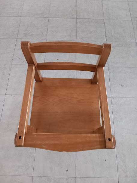 cadeira de refeições á mesa para criança  (pf ver todas as fotos)
