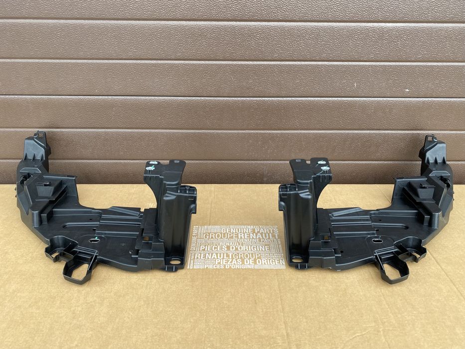 Кронштейн кріплення фари Megane 3 Рено Меган 3