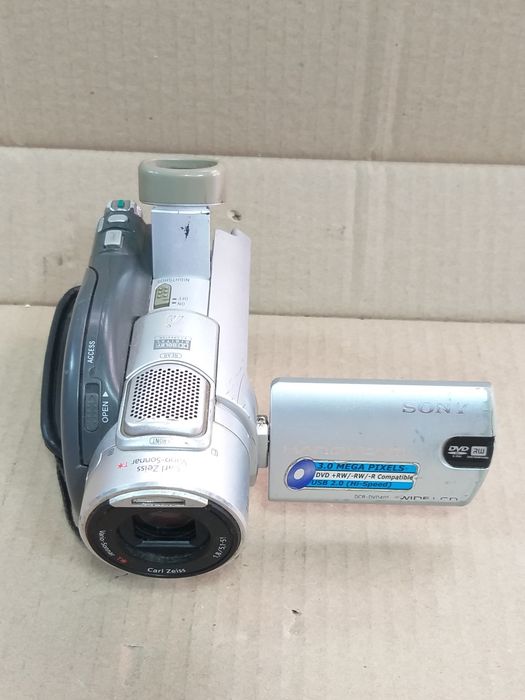 Видеокамера Sony DCR-DVD405E (JVC GZ-E15BE  (Sony )