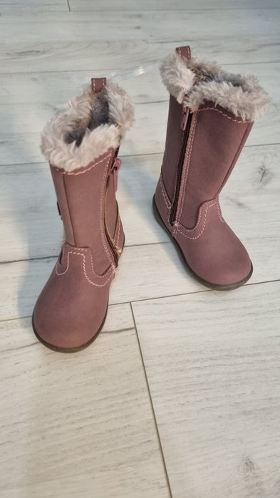 NOWE kozaczki ocieplane,  ciemno różowe  rozmiar 19