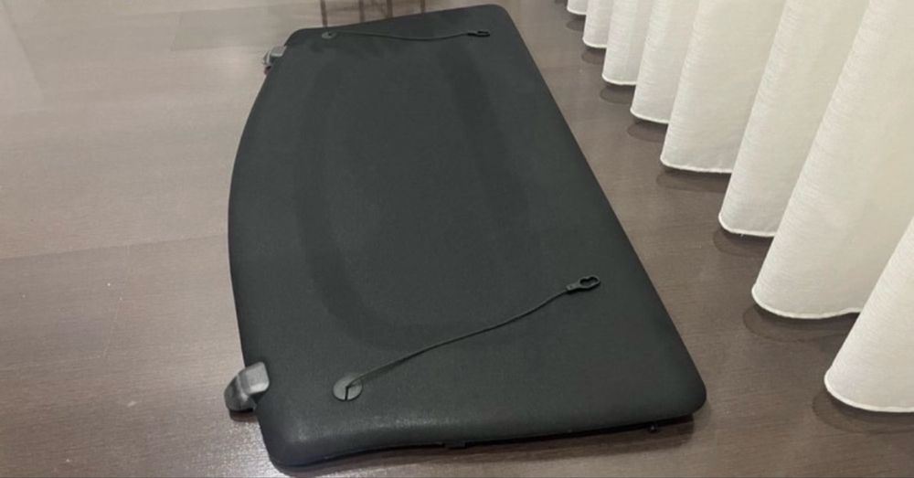 Chapeleira / Tabuleiro / tampo da mala Mercedes classe A w177 - Original