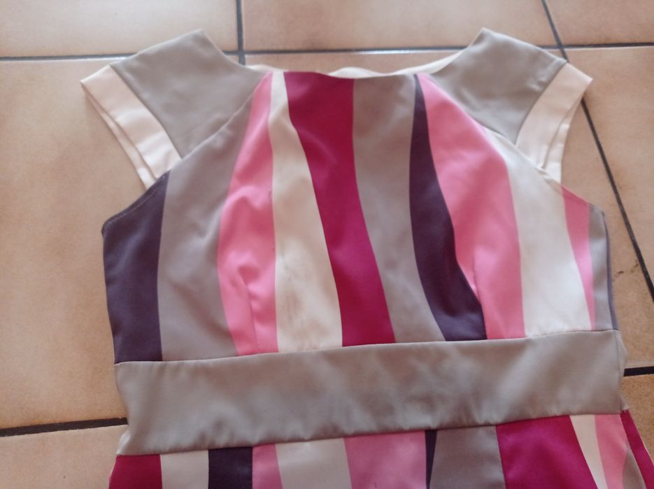 Sprzedam śliczną sukienkę