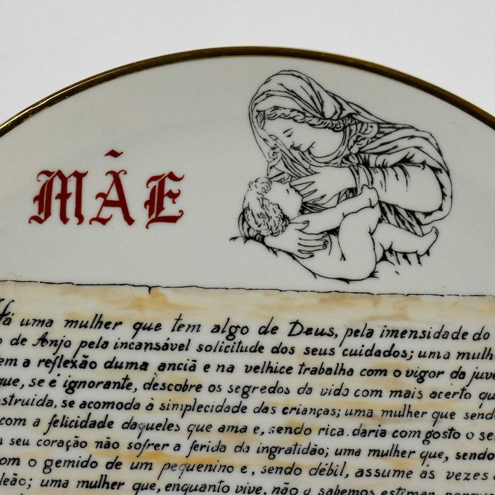 Prato em porcelana Artibus dedicado à MÃE Nº2