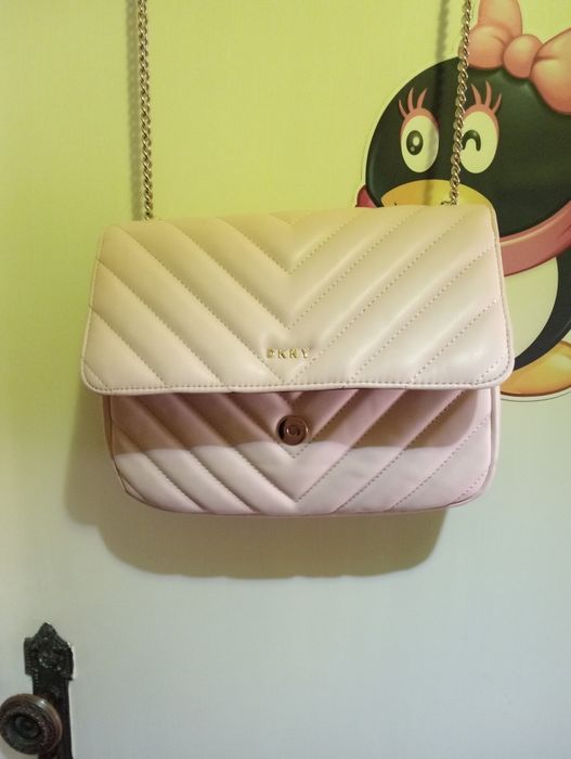 Mala de senhora DKNY