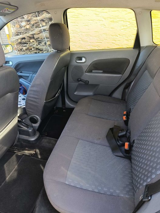 Vendo Ford Fiesta usado em bom estado — photo 4