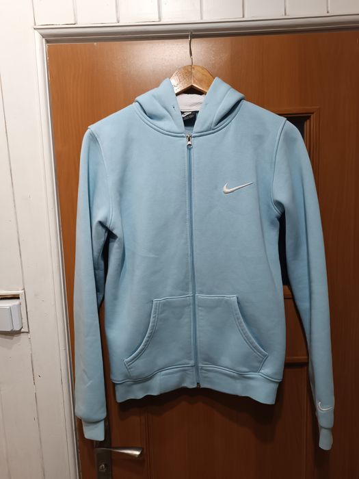 Bluza błekitna z kapturem  170/176