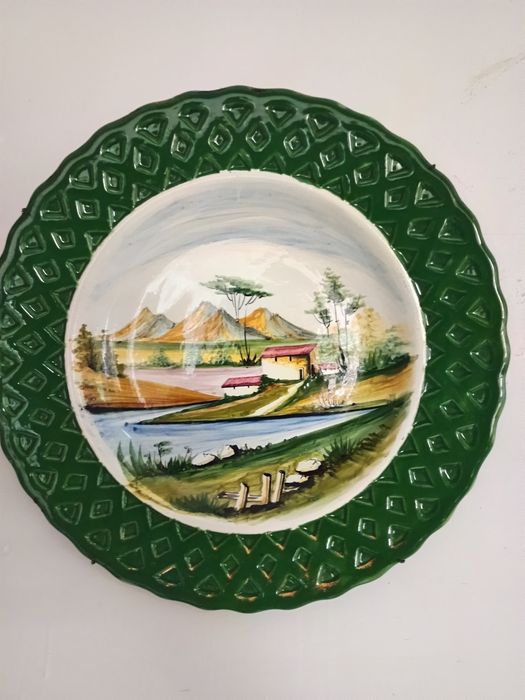 Pratos decorativos498785353477007361