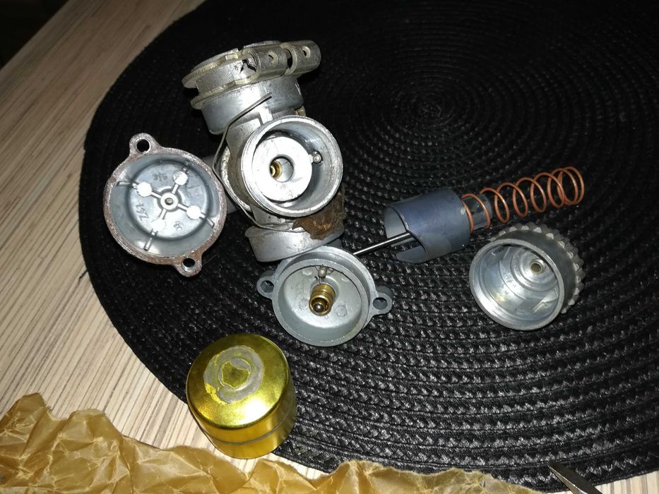 Gaźnik wsk 125 nowy