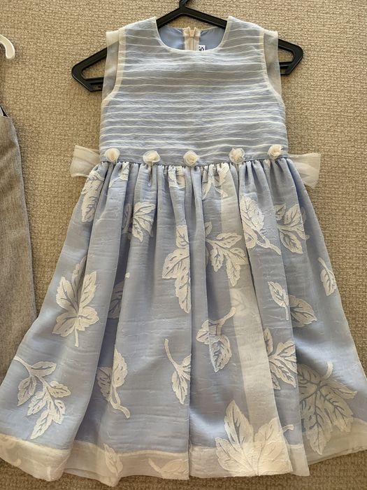 Vestido formal de menina