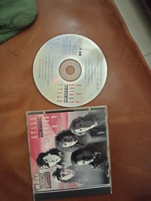 CD SCORPIONS em bom estado