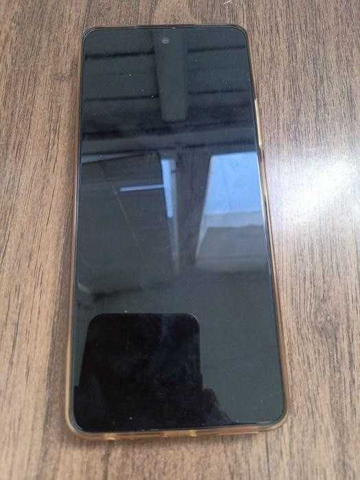 Обменяю infinix hot 50 на айфон XR-XS или на 11