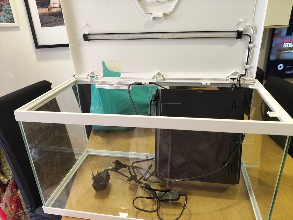 Aquário Ciano 60 litros