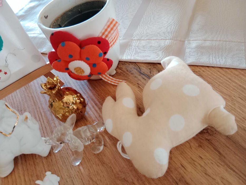 różności dekoracyjne figurka doniczka obrazek maskotka