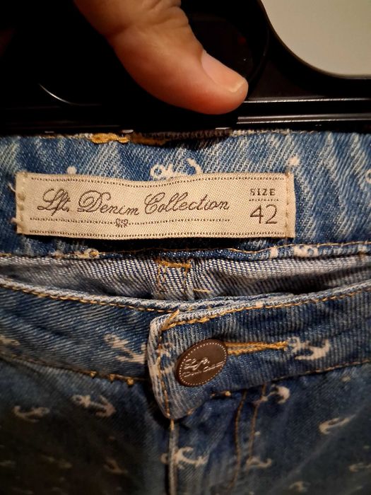 Shorts Lefties,com camisola Atmosphere.