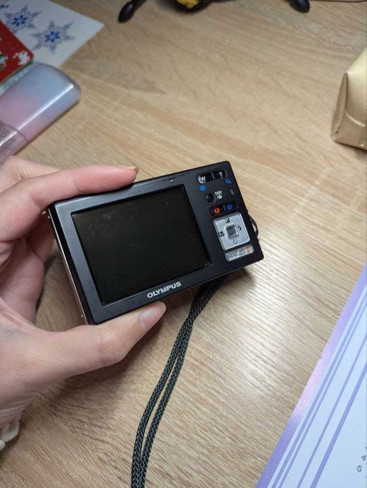 olympus FE-5010 12 megapixel цифровий фотоапарат