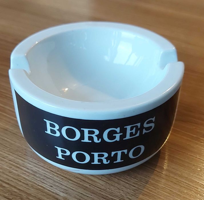 Cinzeiro antigo com publicidade - Borges Porto