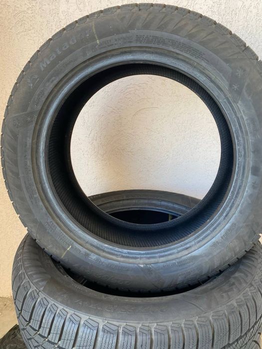 Комплект зимової гуми Matador 225/55 R17