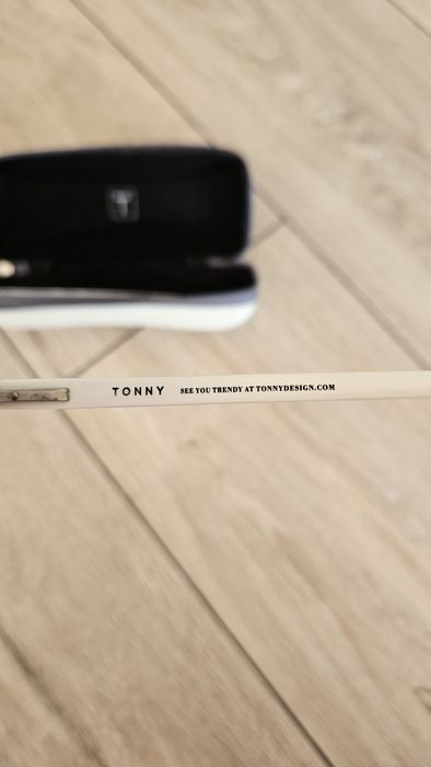 Okulary przeciwsłoneczne Tonny