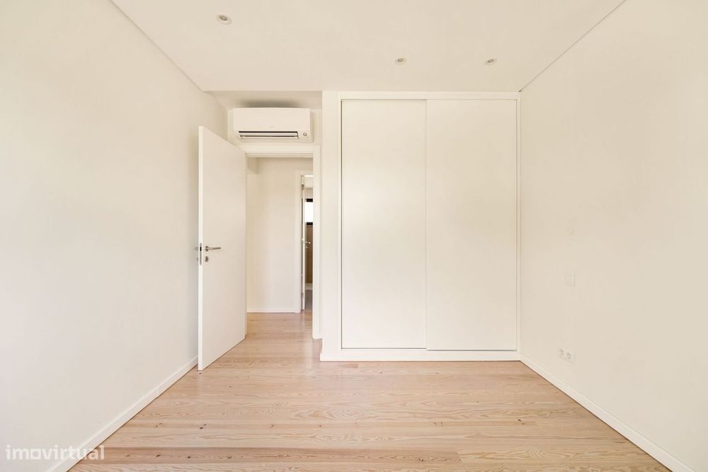 Apartamento T3 com jardim, Amoreira, Cascais