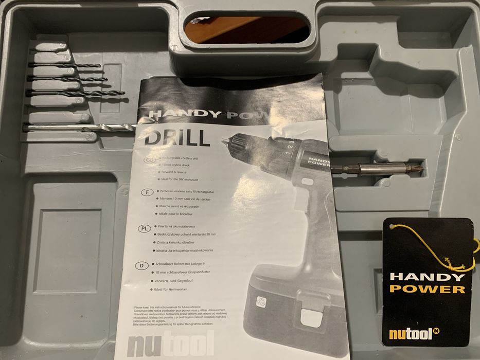 Шуруповерт 18V комплект