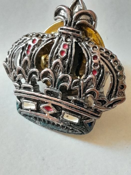 Брошка pin Tommy Hilfiger.