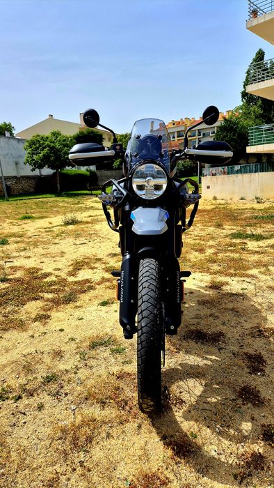Royal Enfield Himalayan 450 2024 poucos kms