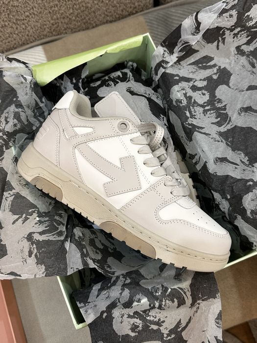 Off-white кросівки 40 25 cm