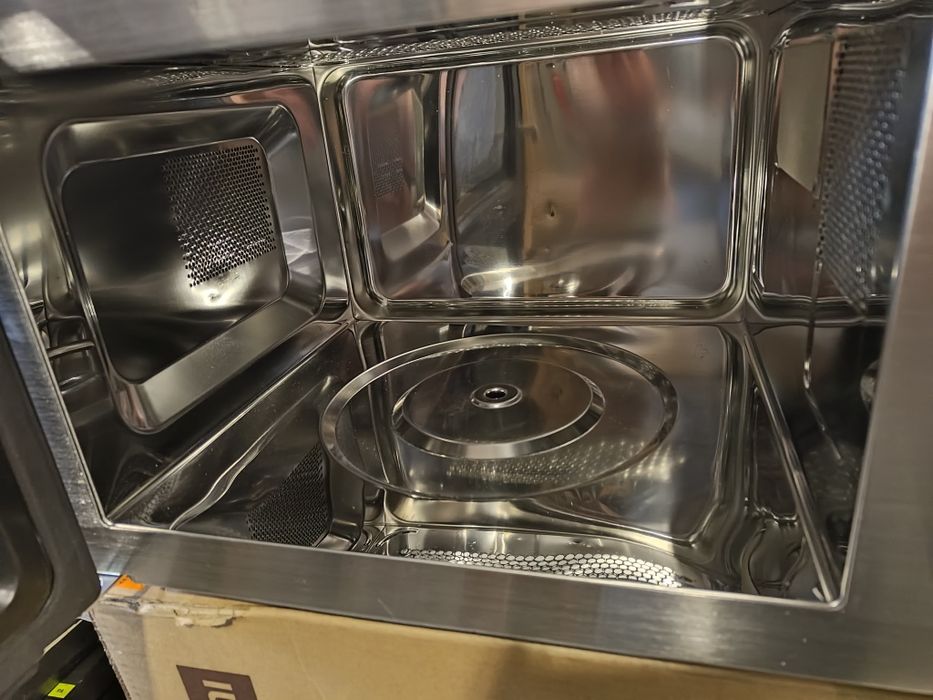 Kuchenka mikrofalowa wolnostojąca Gorenje MO235SYB