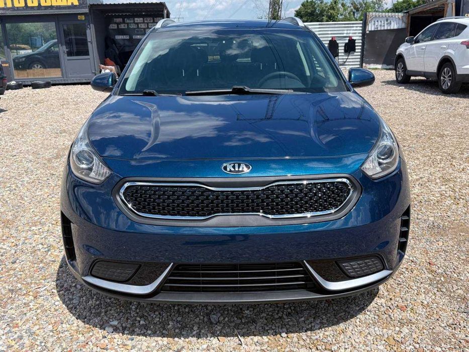 Kia Niro 2018 VIN KNDCB3LC0K5255350 фото оголошення 2 з 19