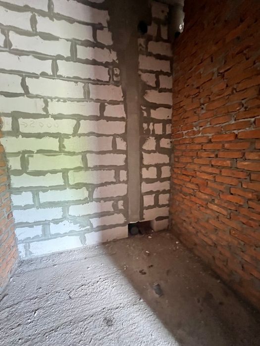 Будинок з гаражем + сховище! Білогородка