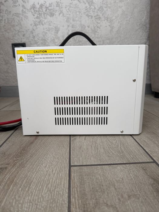 Інвертер Pure Sine Wave Inverter