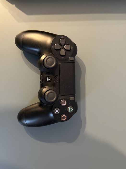 Konsola ps4 pro